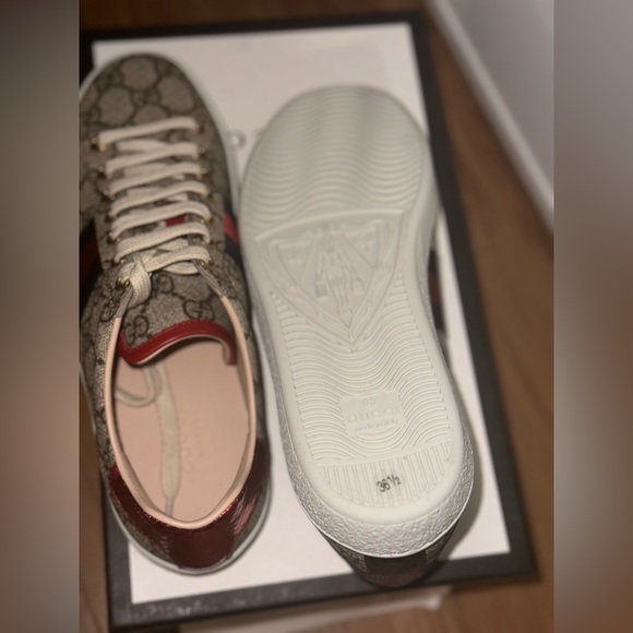 BRAND NEW GUCCI Women's Ace GG Supreme Canvas Low Top Lace Up Sneakers - 36.5 - Picture 7 of 7